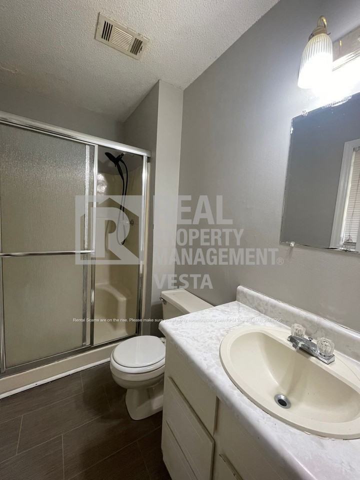 251 Randy Cir - Photo 7 of 15