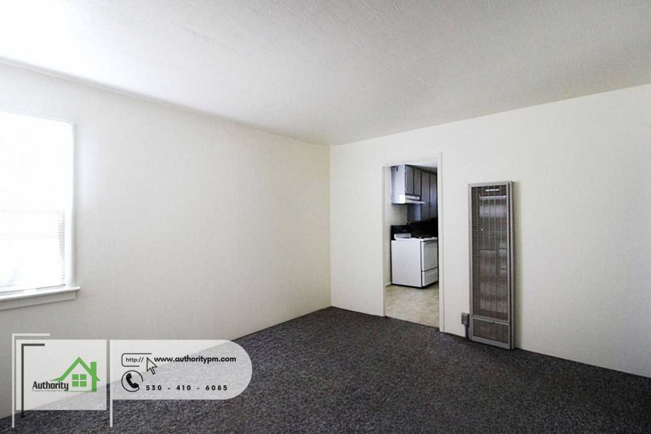 2970 Anita St #A - Photo 3 of 12