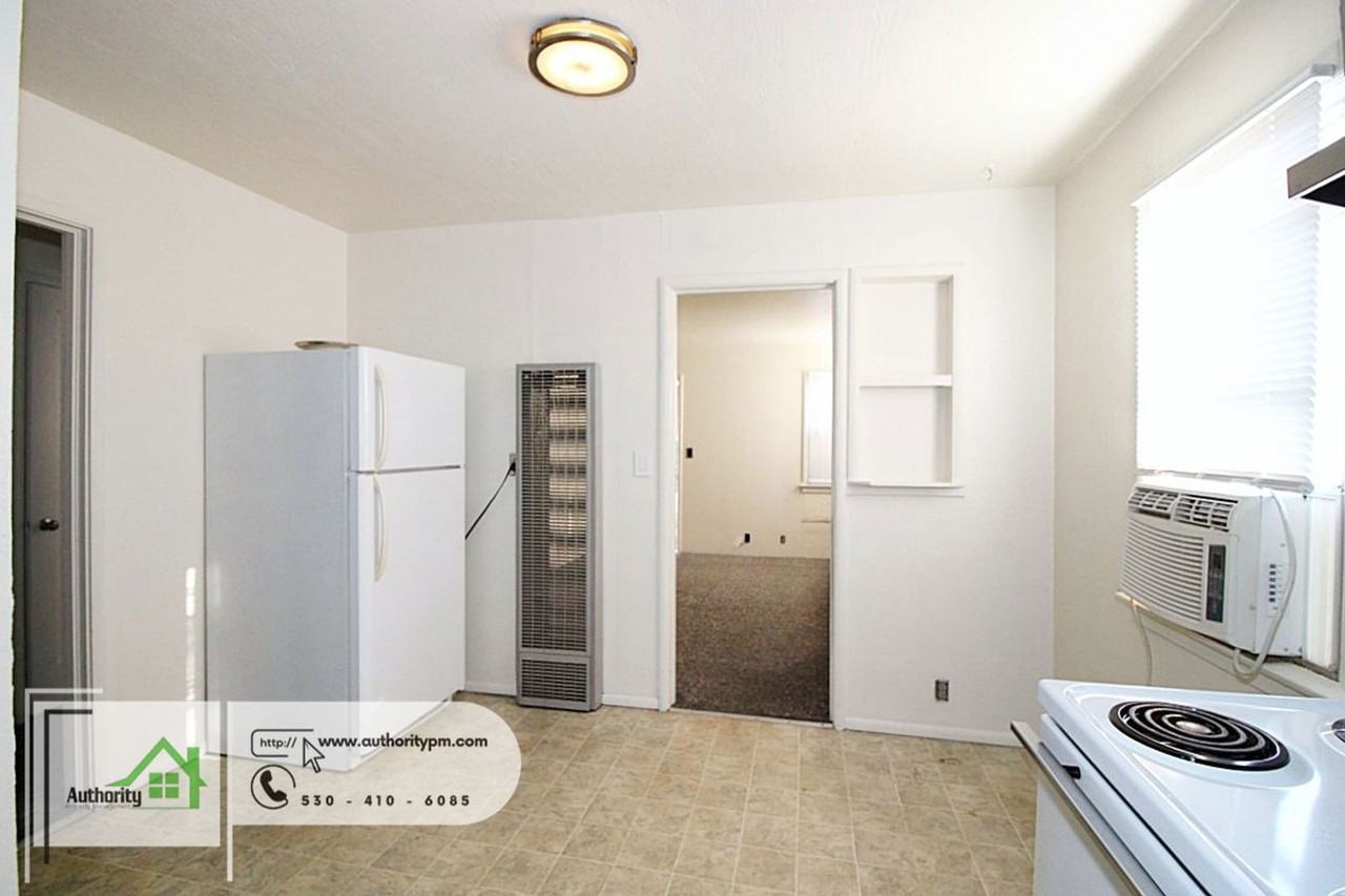 2970 Anita St #A - Photo 7 of 12