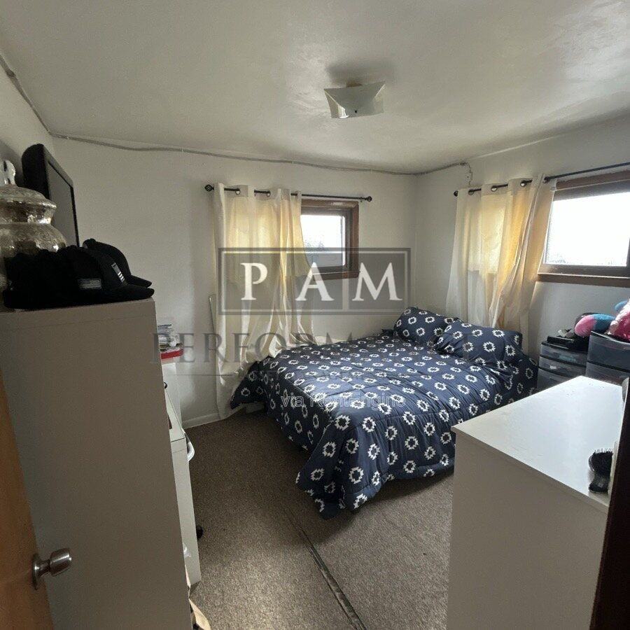 2155 S 102nd St #4 - Photo 7 of 11