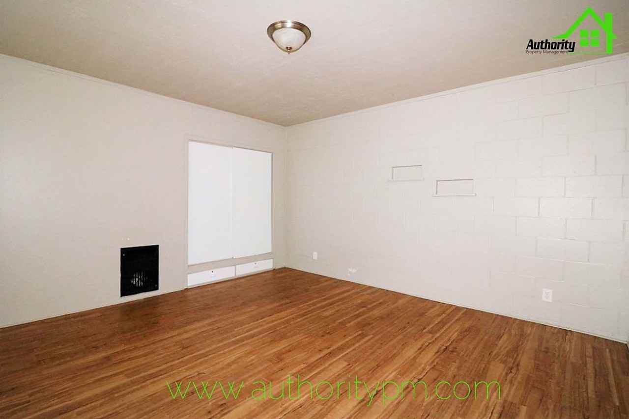 10th St #1936 - Photo 6 of 11