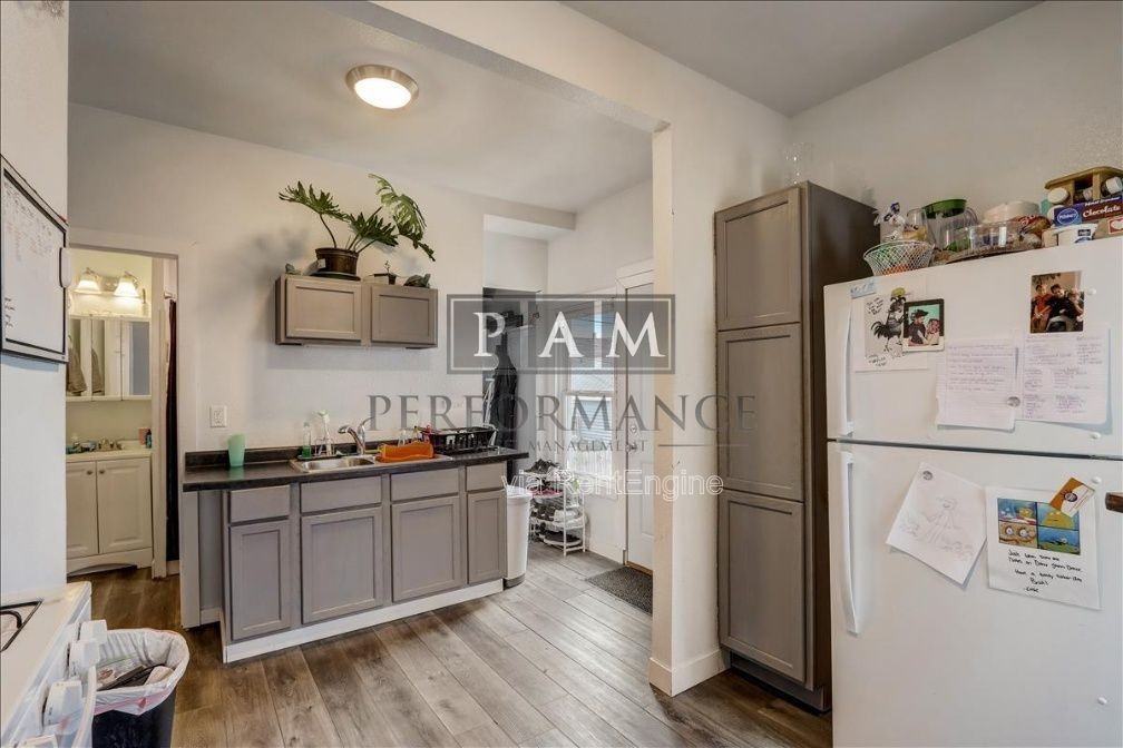 3727 E Squire Ave - Photo 4 of 18