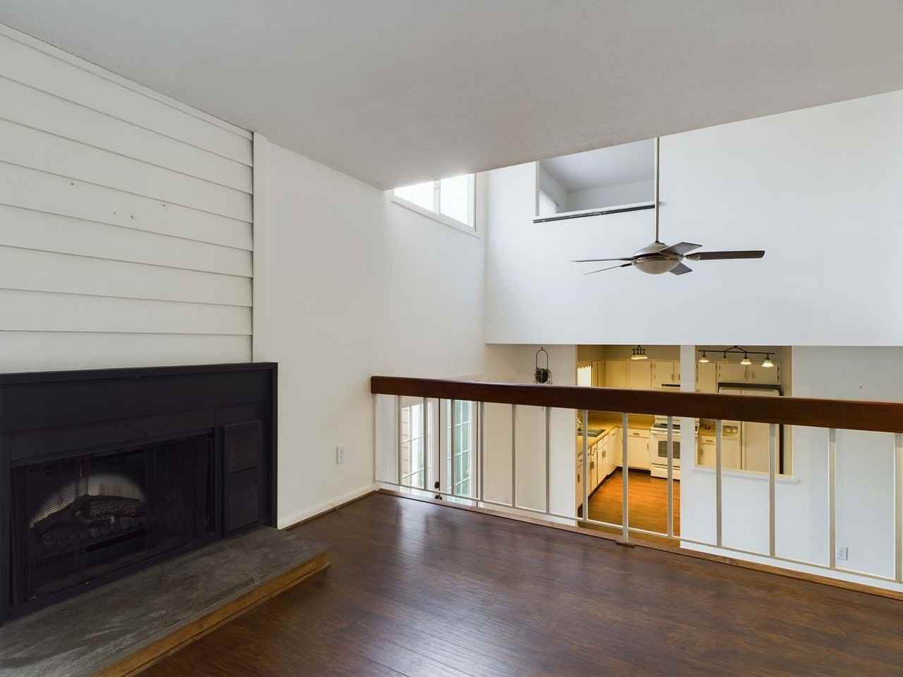 1707 Foxfire Cir - Photo 3 of 21