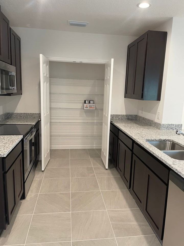 1120 Myrtle Hammock Ln - Photo 5 of 44