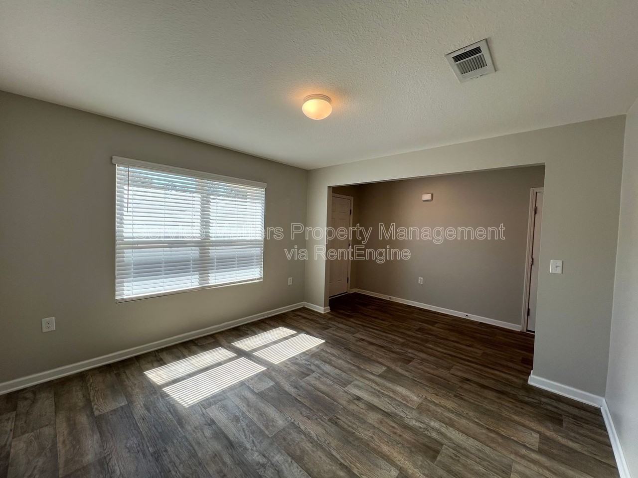 6402 Churchill Cir - Photo 5 of 50