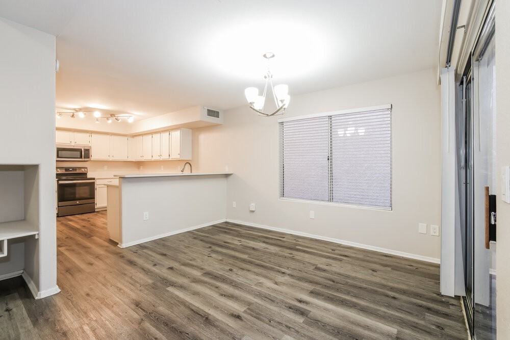 425 S Sunrise Dr - Photo 6 of 17