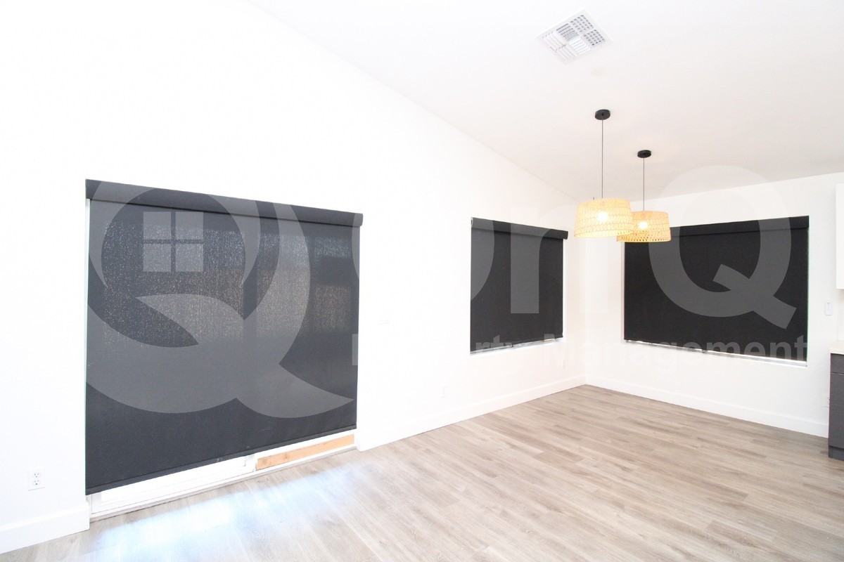 870 E Boston St - Photo 6 of 17