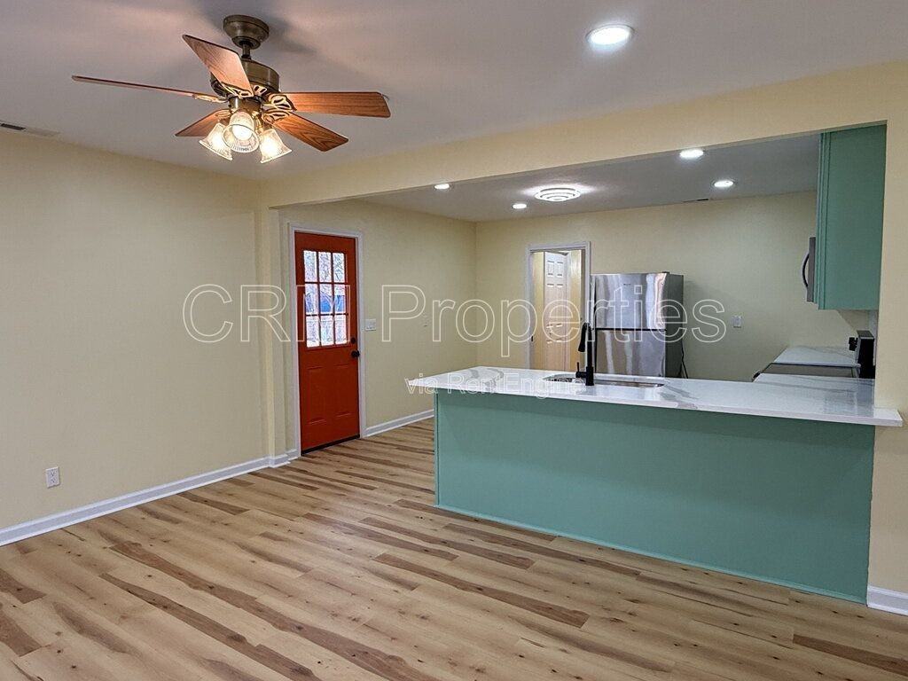 808 Maumee Dr - Photo 5 of 28