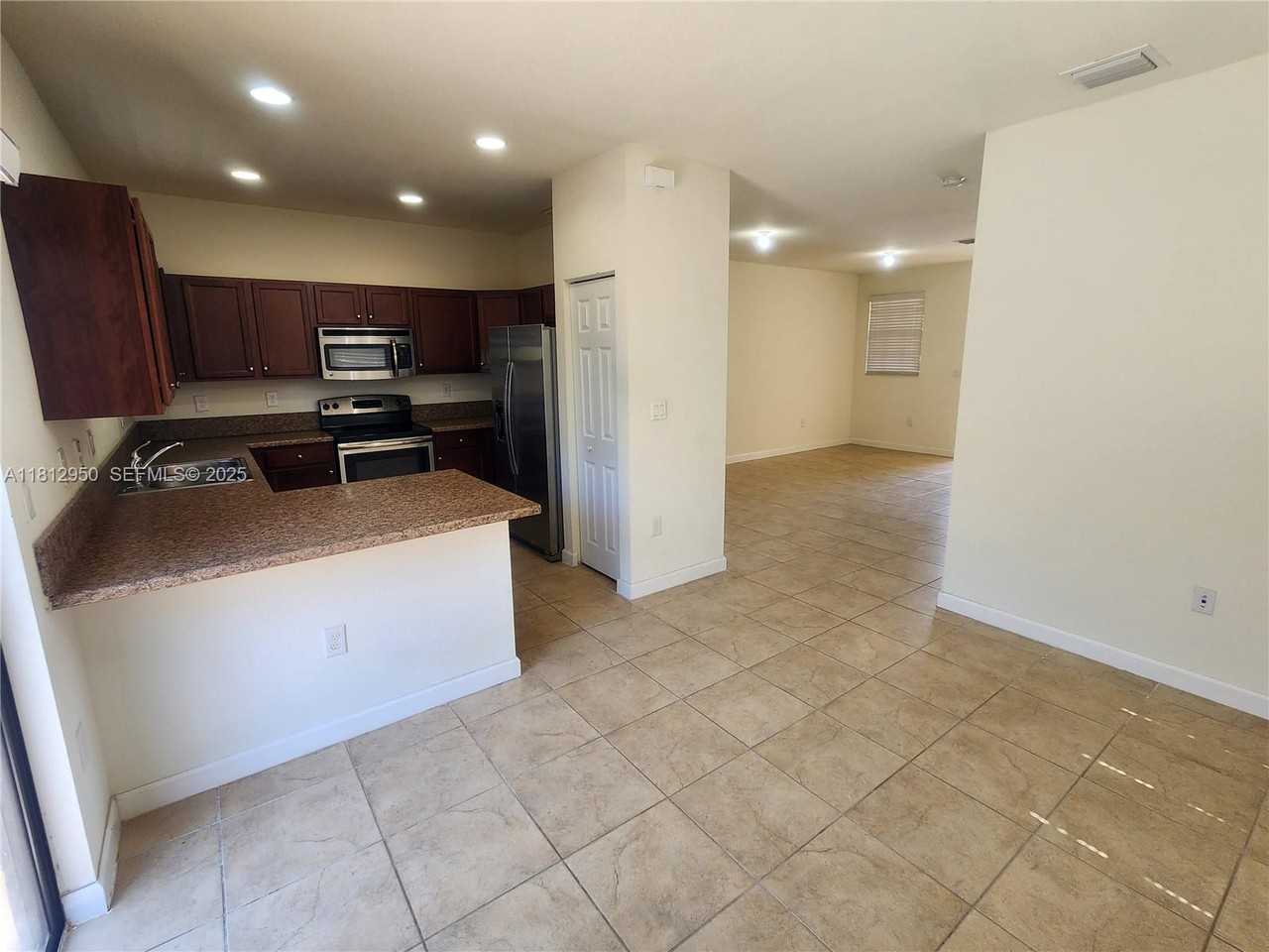 3804 Southeast 3rd Street #0 - Photo 6 of 14