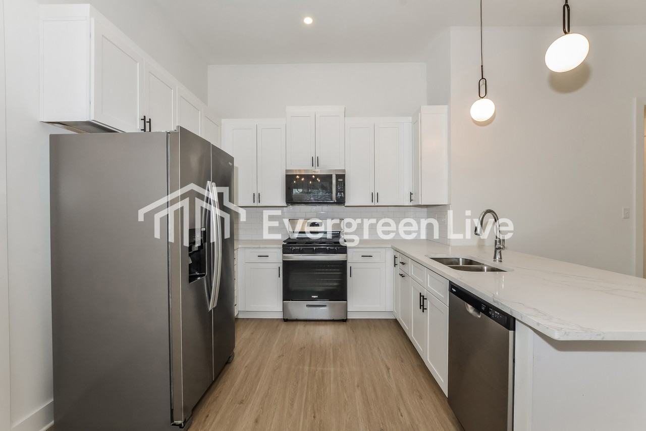 4296 Mcswain Dr - Photo 6 of 15