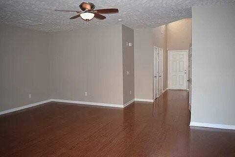 8728 Ambonnay Dr - Photo 3 of 9