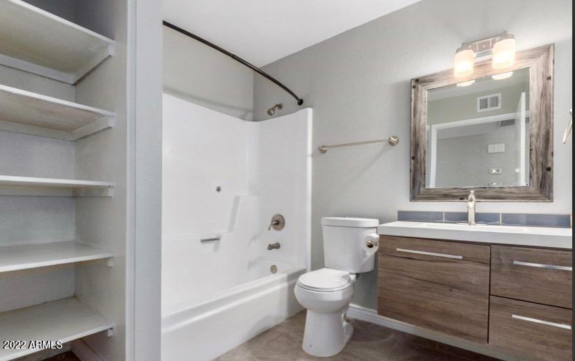 7127 W Vermont Ave - Photo 6 of 8