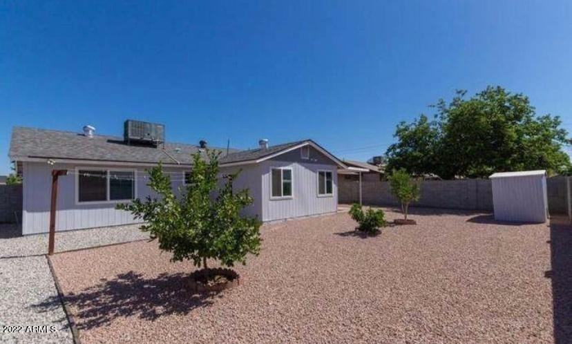 7127 W Vermont Ave - Photo 7 of 8