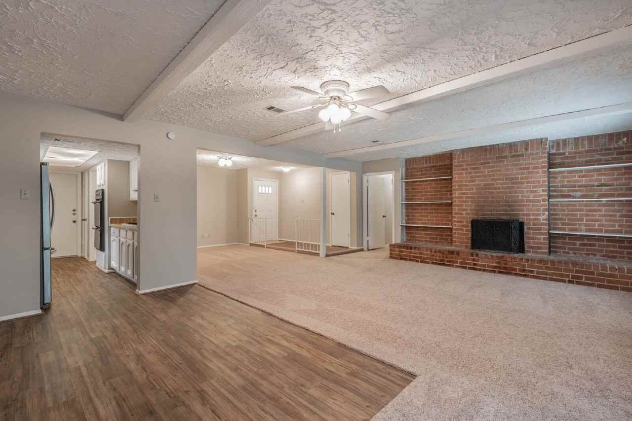 6015 Knotty Post Ln - Photo 2 of 22