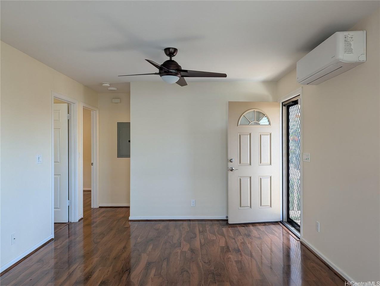 1543 Pele St - Photo 4 of 21