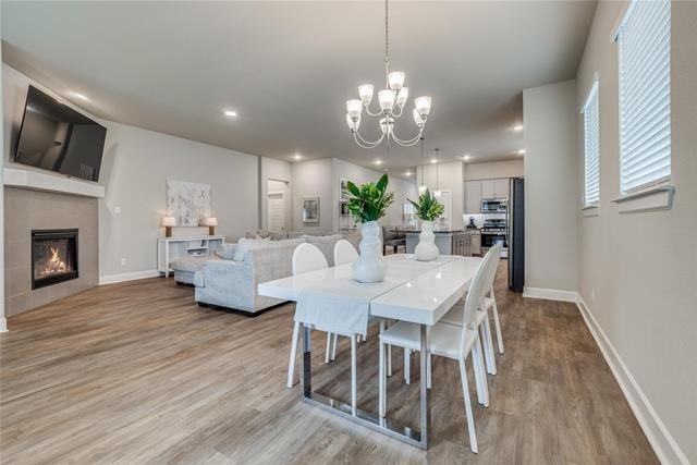 2413 Robin Way - Photo 5 of 35