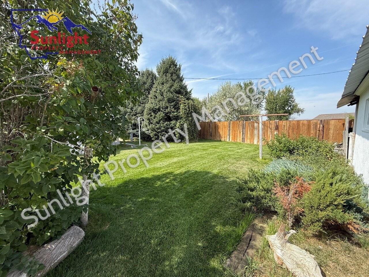 15 Applewood Dr - Photo 5 of 27