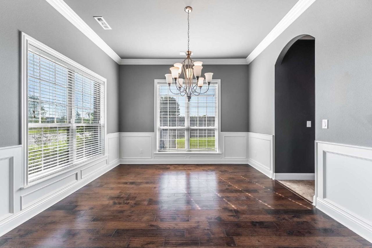 2544 Brookwater Ln - Photo 2 of 32