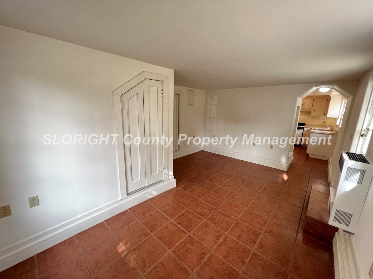 1414 1/2 Morro St - Photo 4 of 12