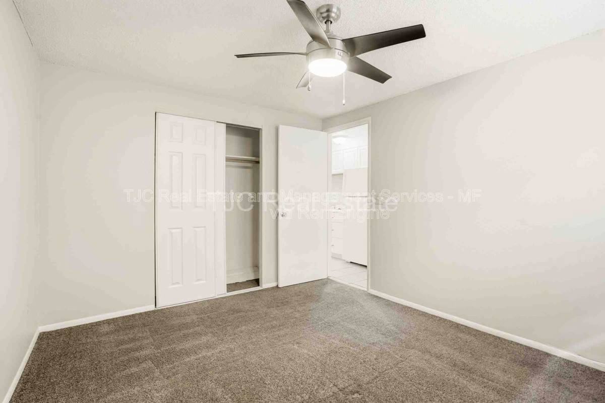 1138 N Corona St - Photo 7 of 10