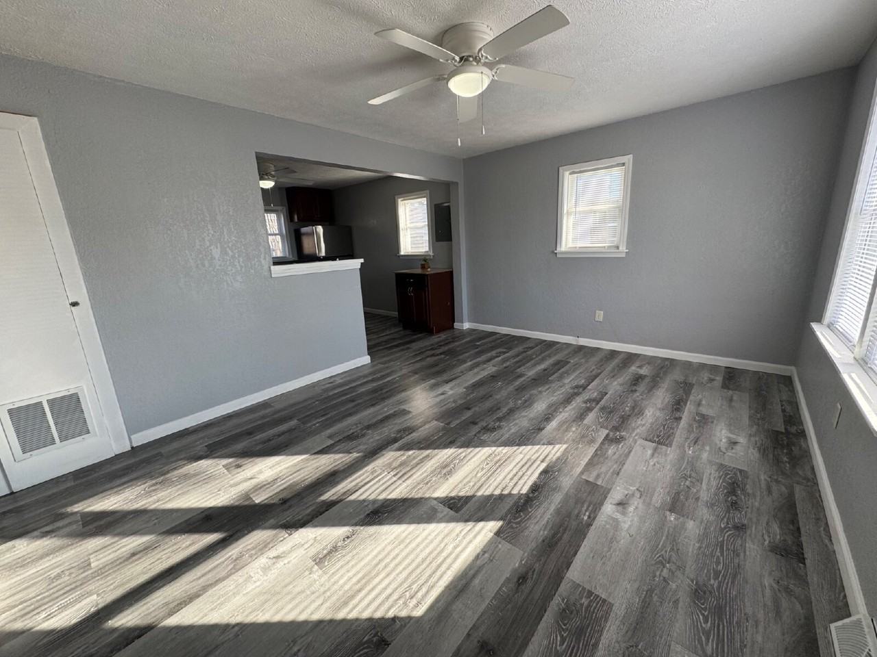 1840 N 14th St - Photo 2 of 12