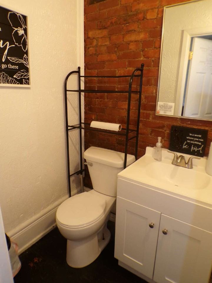 308 E Jacob St Rm 10 #10 - Photo 5 of 20