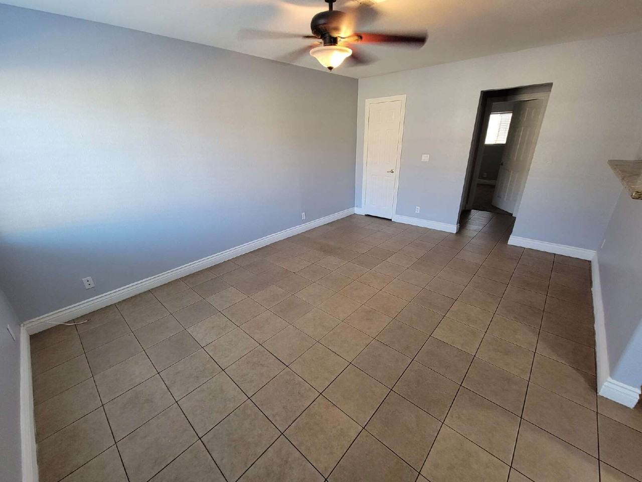 2429 Daley St Apt 3 - Photo 3 of 19