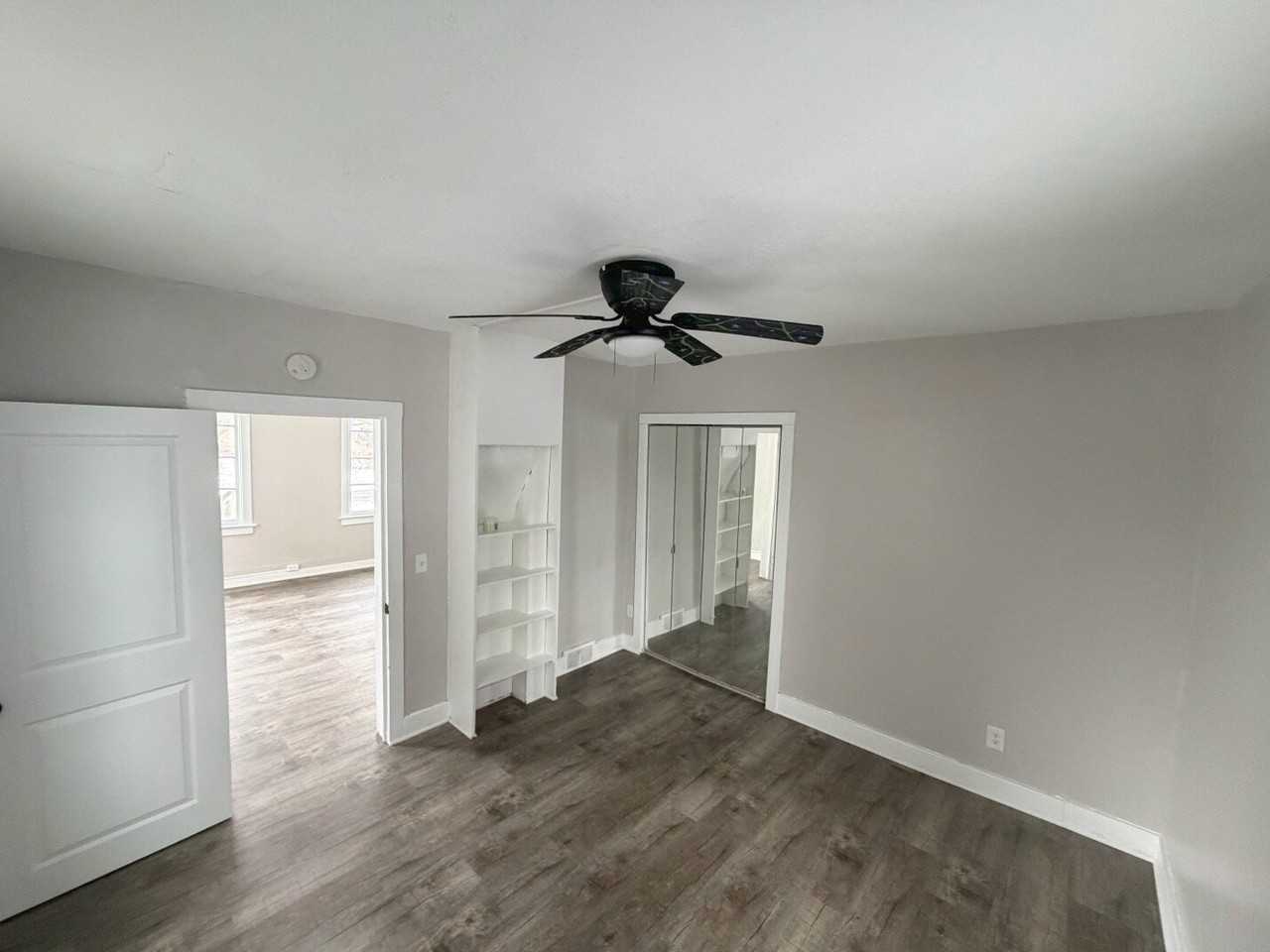 3071 State St - Photo 4 of 14