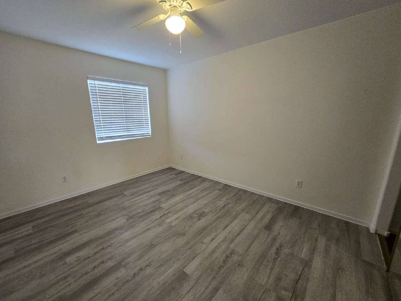 6027 Chisolm Trl - Photo 7 of 12