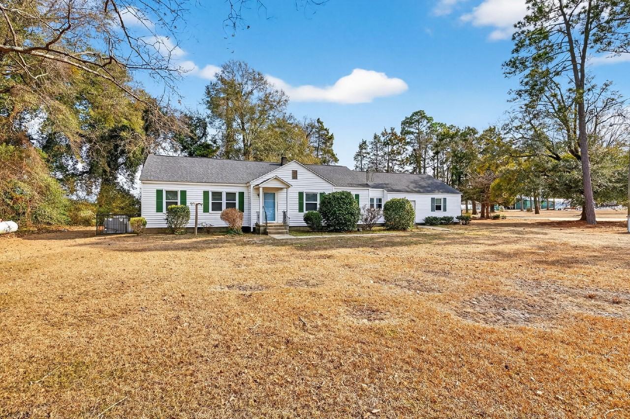 4959 Nc Highway 87 S - Photo 3 of 30