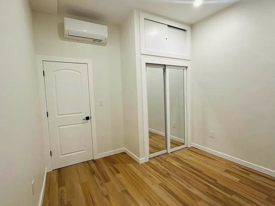 139 Autumn Ave - Photo 5 of 5