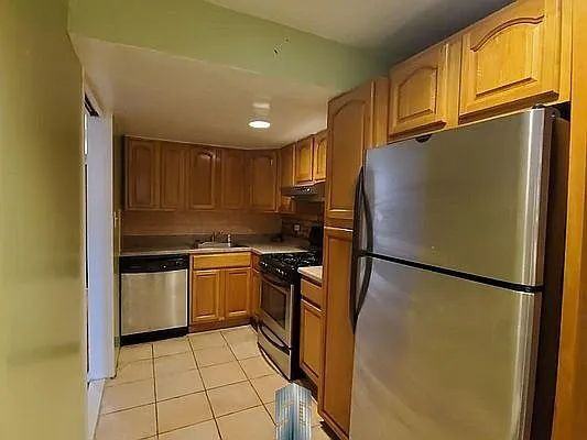 175 6th Ave - Photo 6 of 20