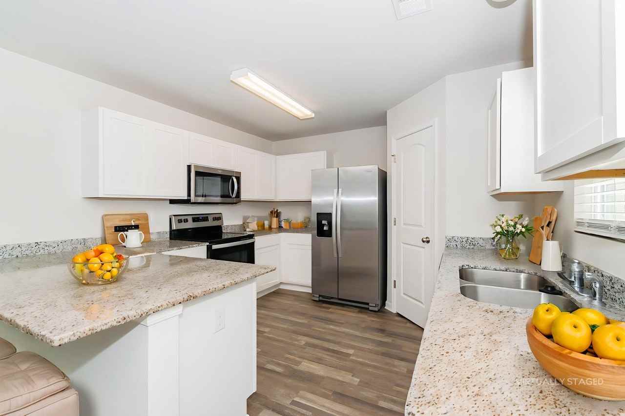 112 112 Saddle Brooke Trce - Photo 3 of 25