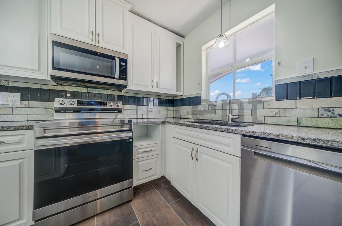 2540 Sistina St - Photo 7 of 21