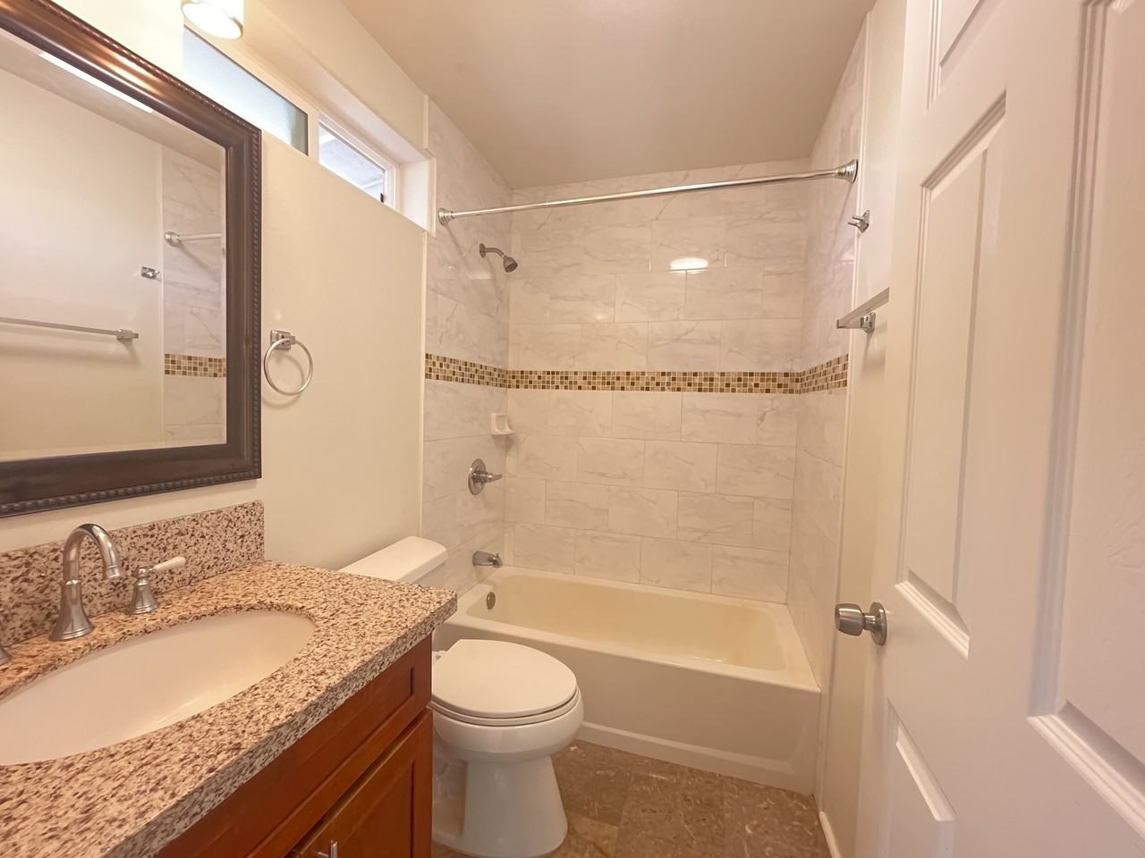 1917 Pacific Heights Rd #D - Photo 5 of 11