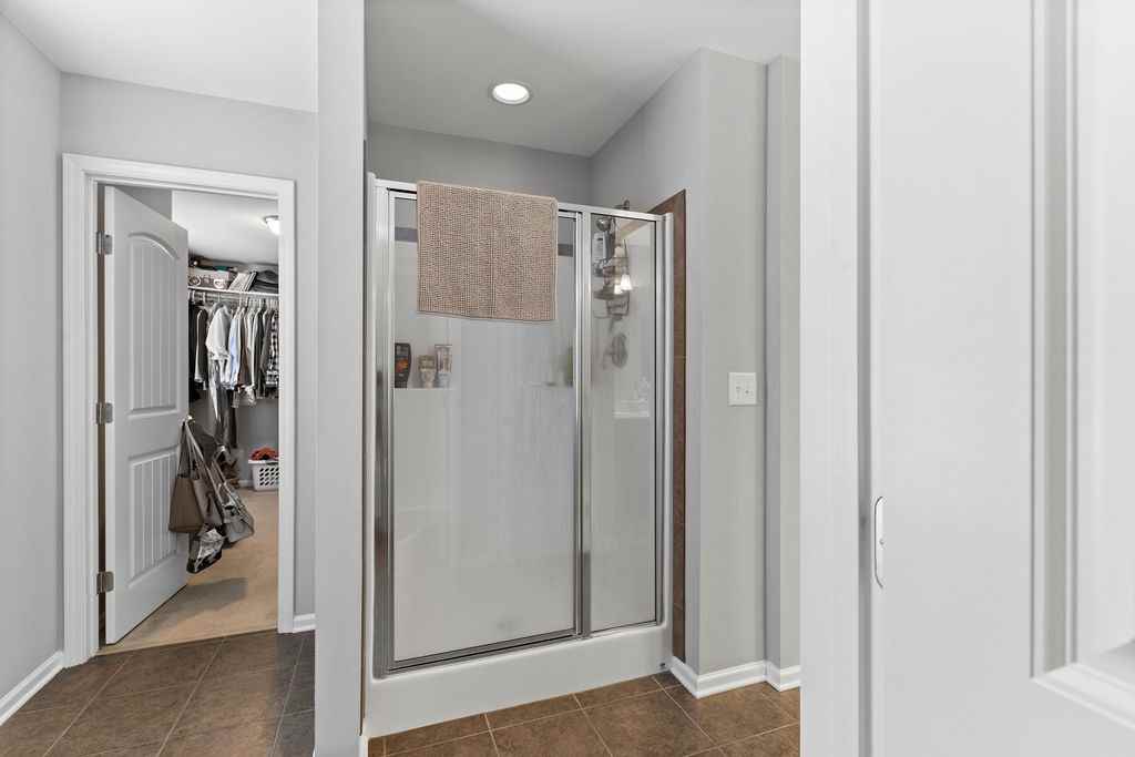 135 Regatta Way - Photo 3 of 50