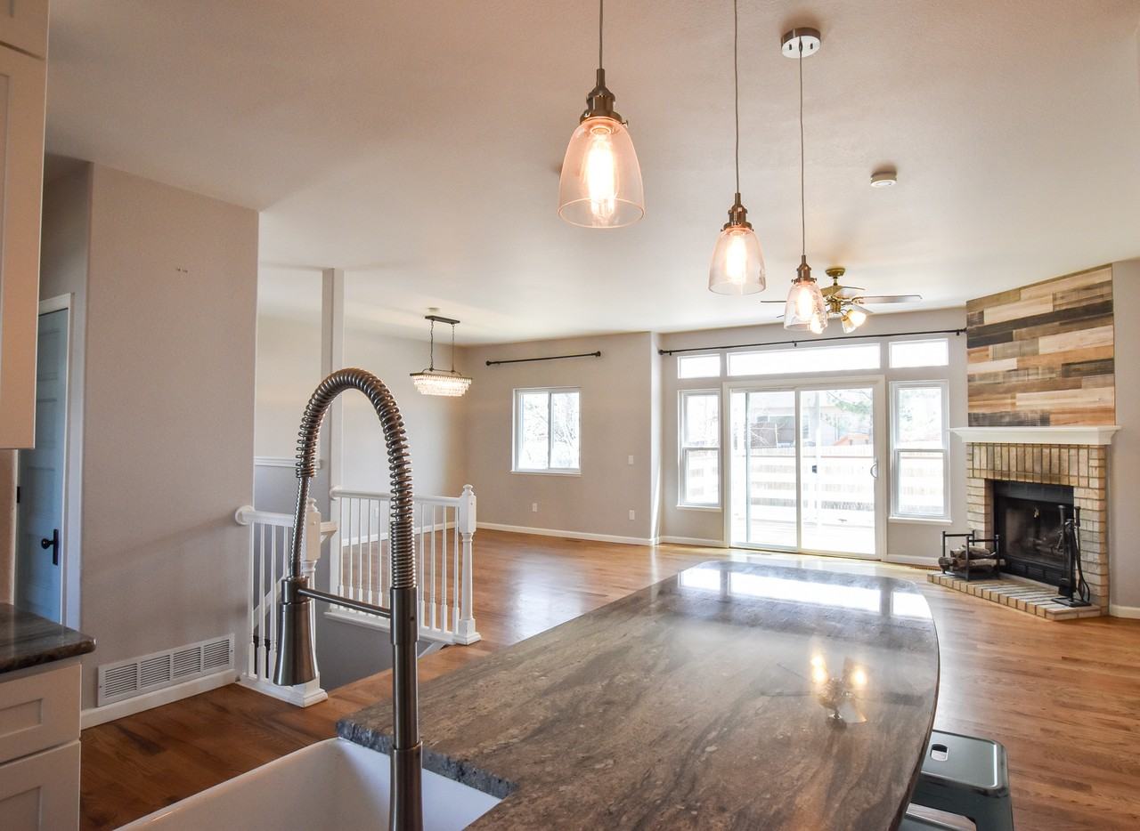 6235 Gemfield Dr - Photo 6 of 26