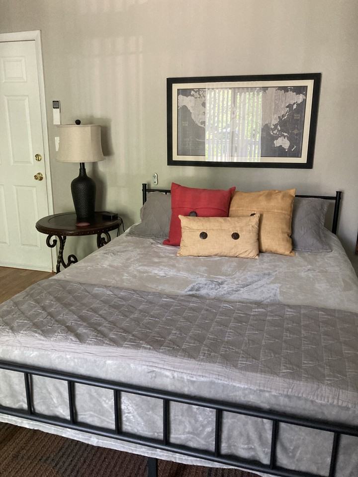 4400 Genessee St #2E