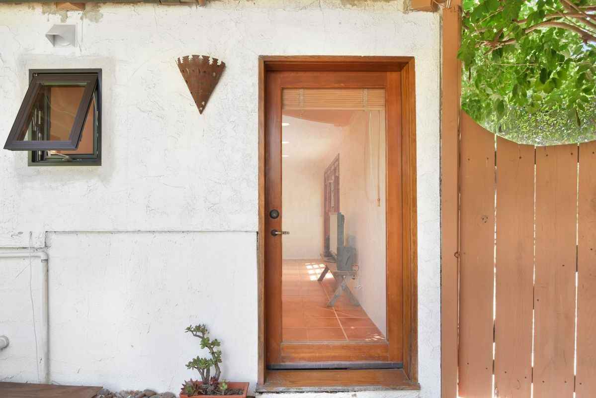 2945 Valmere Dr - Photo 3 of 7