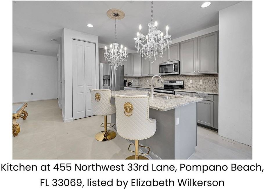 455 Nw 33rd Ln - Photo 3 of 9