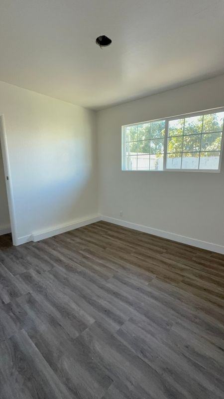 2644 Cortez St ##C - Photo 3 of 5