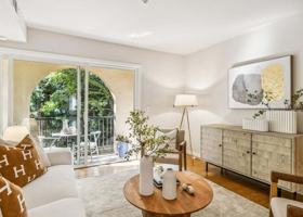 featured image of 1405 Allegado Aly