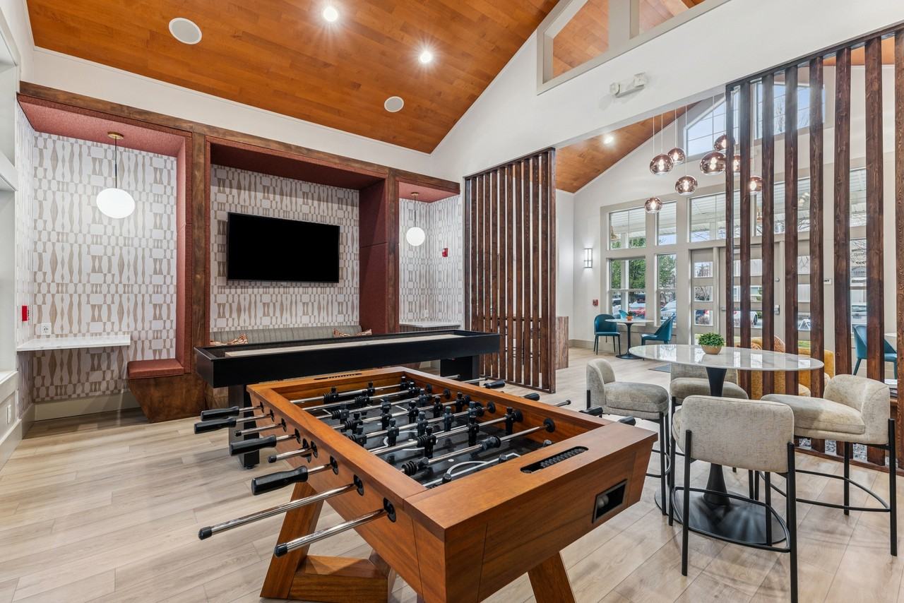 Island View Apartments - Photo 4 of 33