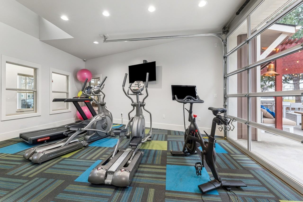 Island View Apartments - Photo 7 of 33