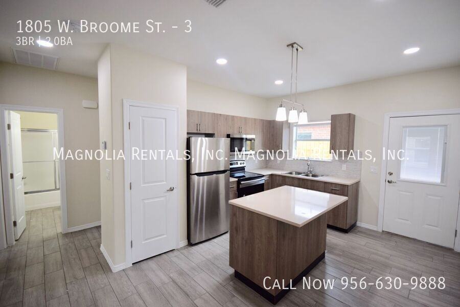 1805 W Broome St #3 - Photo 6 of 16