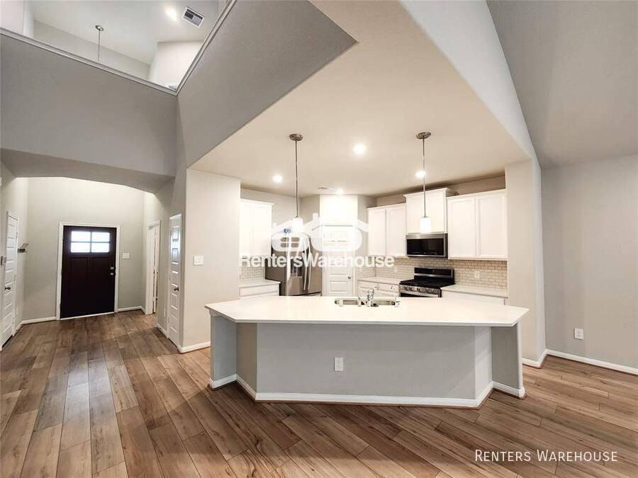 10714 Cliffs View Dr - Photo 6 of 29