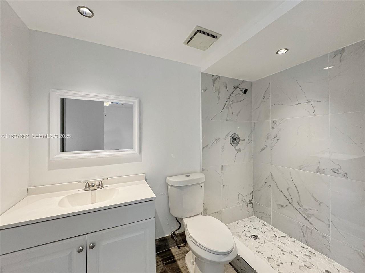 8103 Southwest 24th Street #B32 - Photo 7 of 16