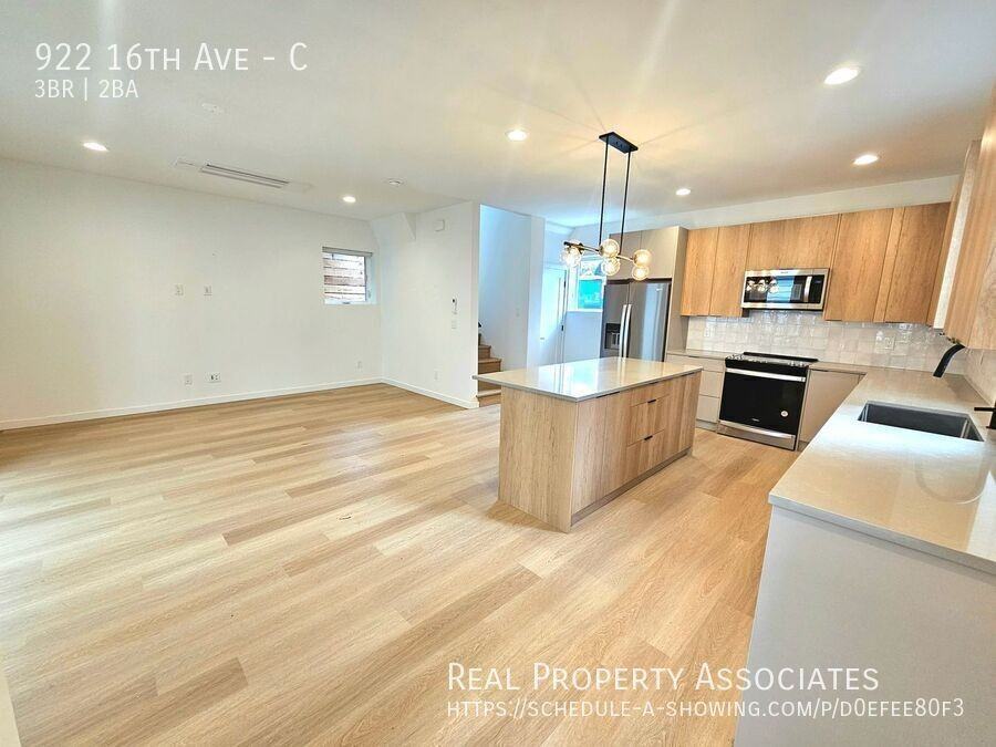 922 16th Ave #C - Photo 4 of 46