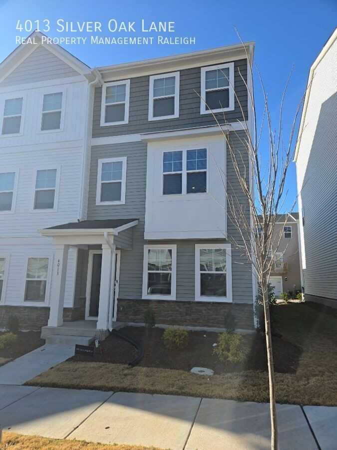 4013 Silver Oak Ln - Photo 2 of 24