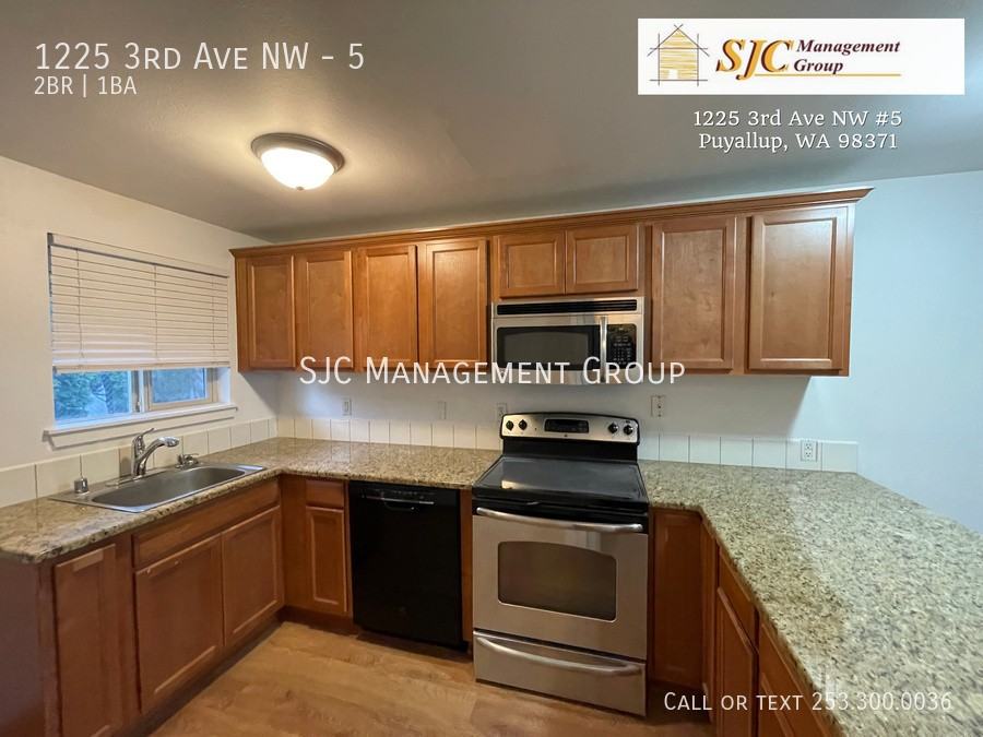 1225 3rd Ave Nw #5 - Photo 7 of 15